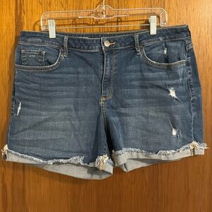 Ana size 18 Mid-Rise Denim Short 5” Inseam